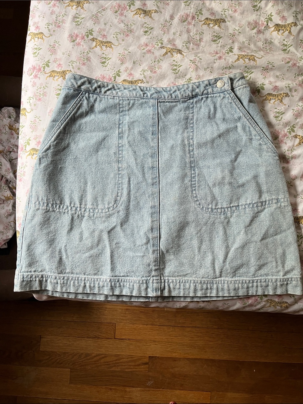 Lauren Ralph Lauren Light Blue Denim Mini Skirt with Front Pockets